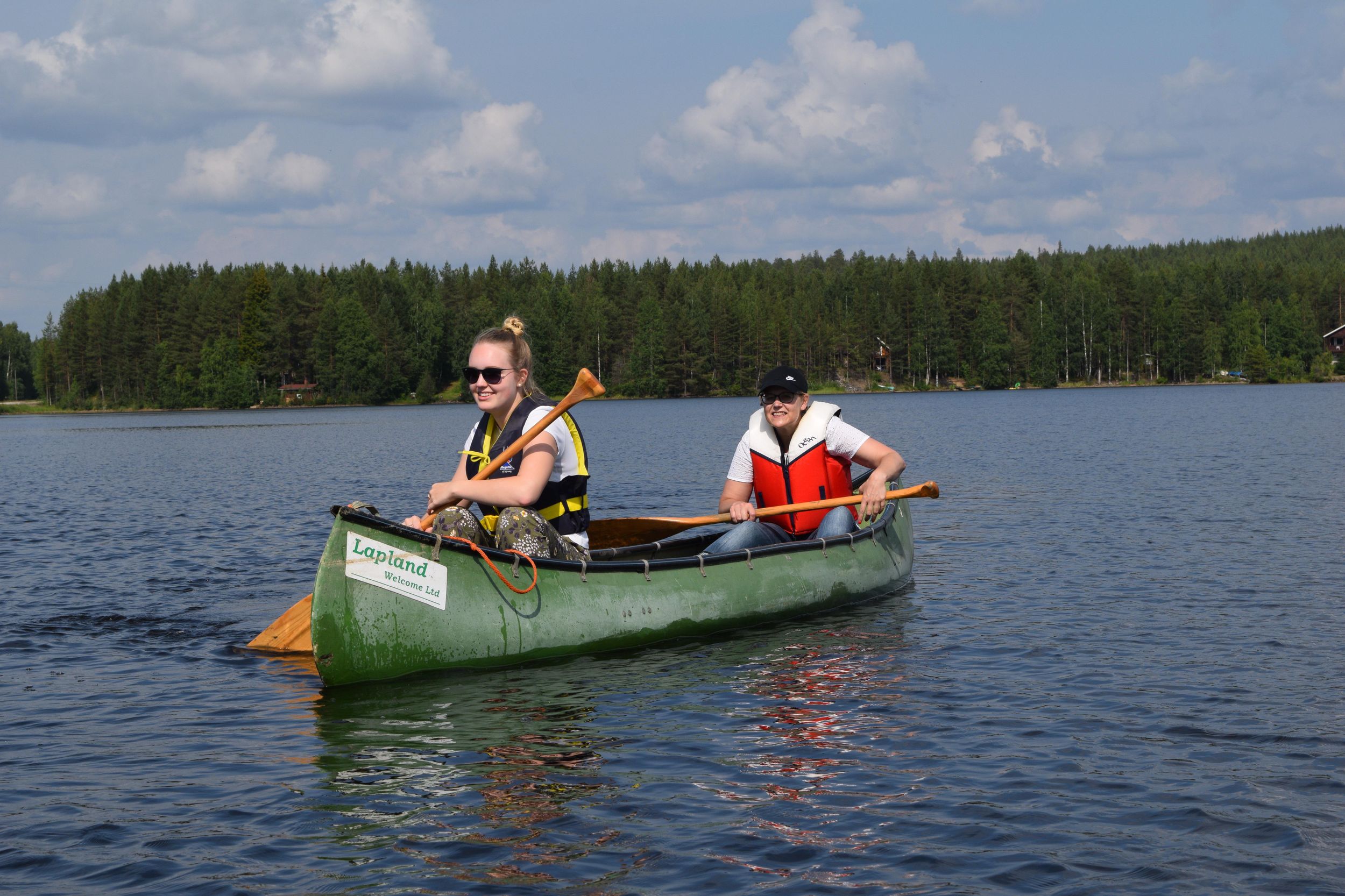 Grotten, Klippen und Kanu-Abenteuer in Kätkävaara