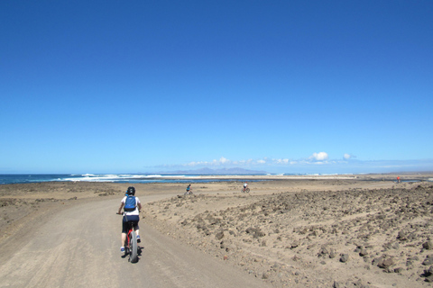 E-Biking zwischen VulkanenMit dem E-Bike durch die Vulkanlandschaft