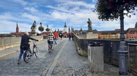 Würzburg, Tour a piedi della città e residenza dei vescovi (inglese) - Housity