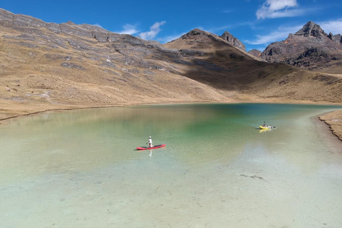 Ayacucho: Tour a Laguna Esmeralda o Verdecocha