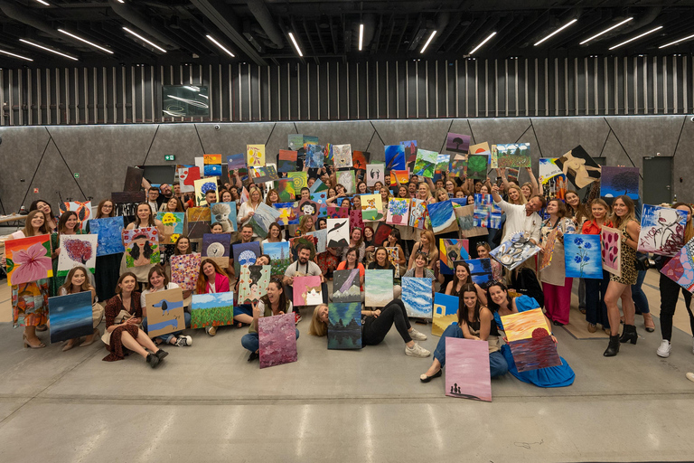 在格但斯克欣赏现场音乐会，绘画和品酒！格但斯克绘画和葡萄酒体验（含现场音乐会）！