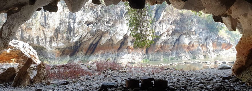 Bandung : visite de la grotte de Sanghyang Kenit et de la cascade Rainbow