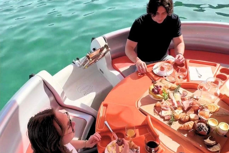 Propriano: BBQ Boat rental without a license for aperitifs or lunch at sea Lunch / Barbecue at sea (midday)