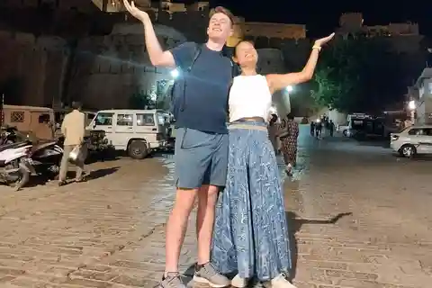 Explore Jaisalmer at Night (2 Hour Guided Walking Tour)