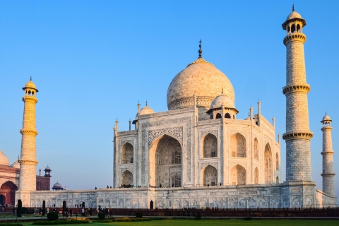 Au départ de Delhi : excursion privée d'une journée au Taj Mahal en train expressVisite en classe économique sans déjeuner ni droit d'entrée