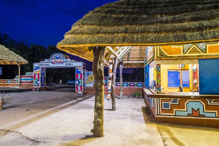 Lesedi Kulturerlebnis + Mittagessen oder AbendessenLesedi Kulturerlebnis + Mittagessen