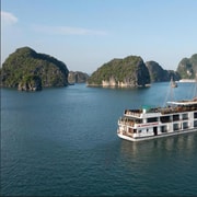 From Hanoi: Halong Explorer 3-Day Deluxe Cruise From Hanoi: Halong Explorer 3-Day Deluxe Cruise