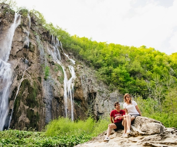 From Split or Trogir: Plitvice Lakes Tour with Entry Tickets