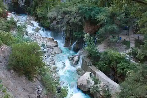 From Mexico City: Tolantongo Caves Day Trip with Transfer