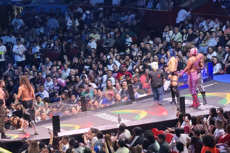 CDMX: Lucha Libre, Garibaldi Dinner & Tequila Museum