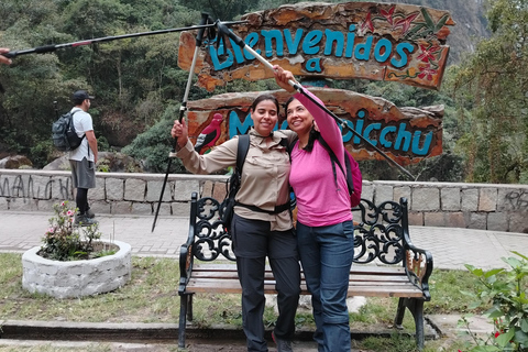 Cusco: Humantay Lagoon Hike with Luxury Domes with Alpacas