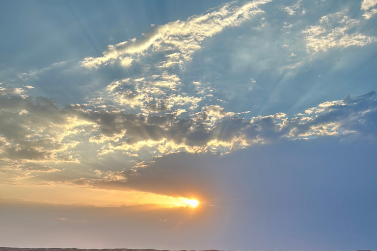 Tour of the Wadi Bani Khalid and the desert – experience nature and adventure