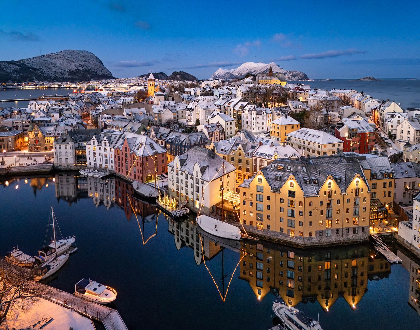 Ålesund: Stadtspaziergang mit einem zertifizierten Guide