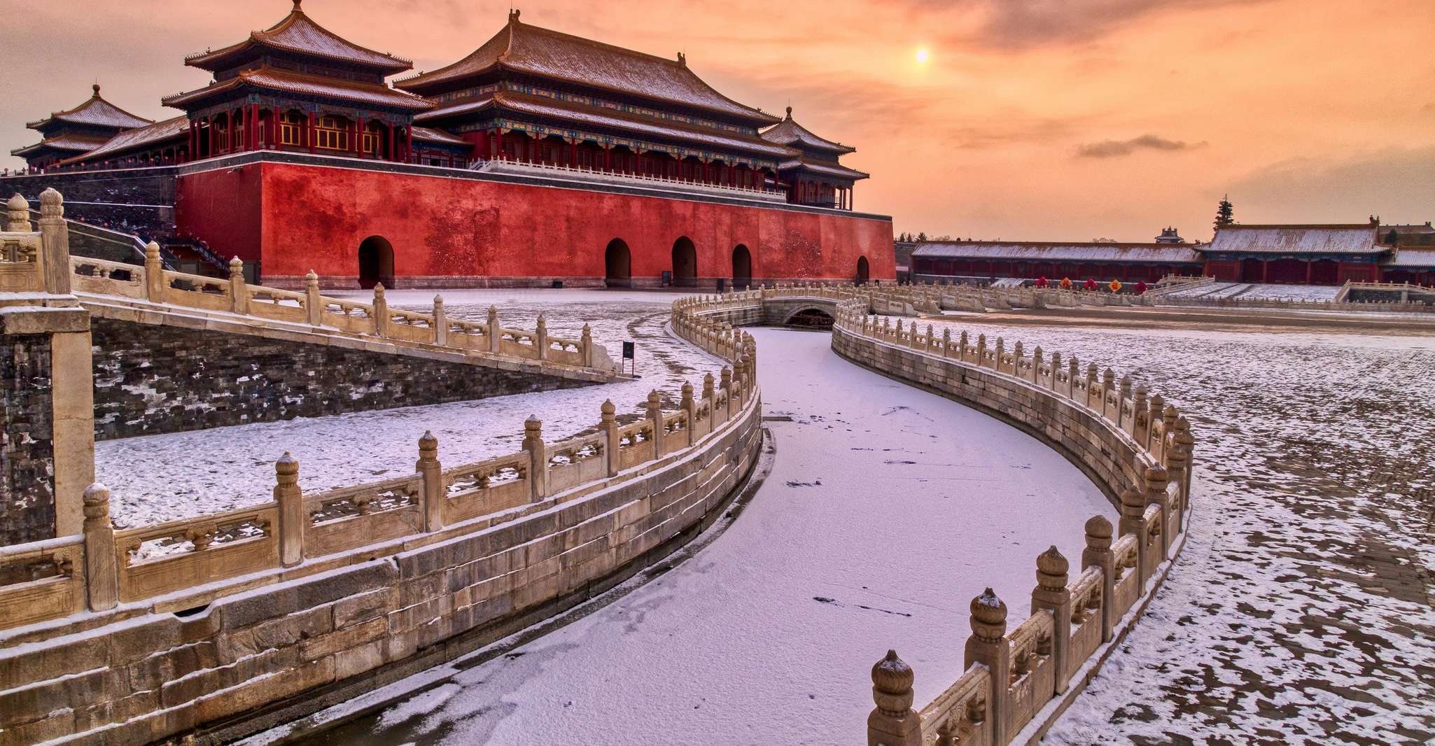Beijing: T-Square & Forbidden City Group or Private Tour