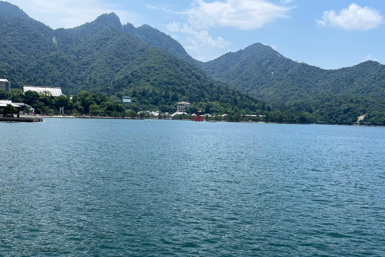 广岛：宫岛与和平公园导览游广岛：宫岛与和平公园导游游