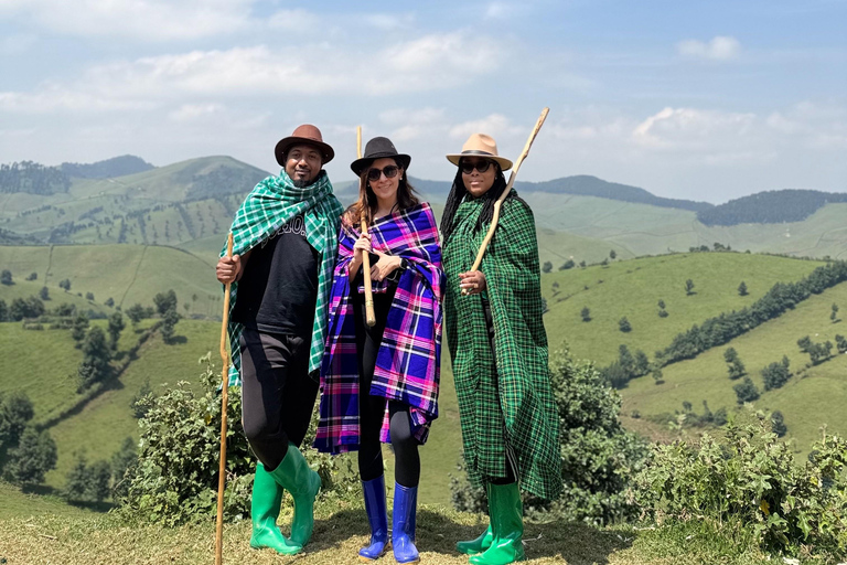 From Kigali: Bigogwe Cow Experience, Hiking & farm with Meal