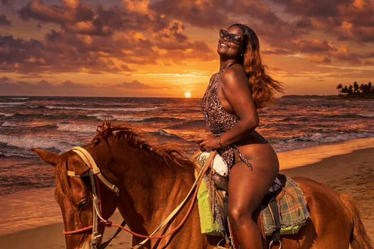 Punta Cana: Sunset Horseback Ride on Uvero Alto Beach