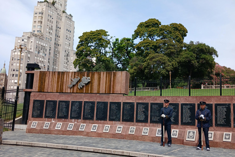 Retiro, spacer po belle epoque Buenos Aires. Sztuka i historiaRetiro, a walk through the belle epoque of Buenos Aires. Art and History