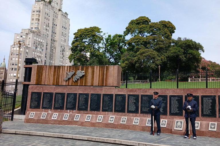Retiro, spacer po belle epoque Buenos Aires. Sztuka i historiaRetiro, a walk through the belle epoque of Buenos Aires. Art and History