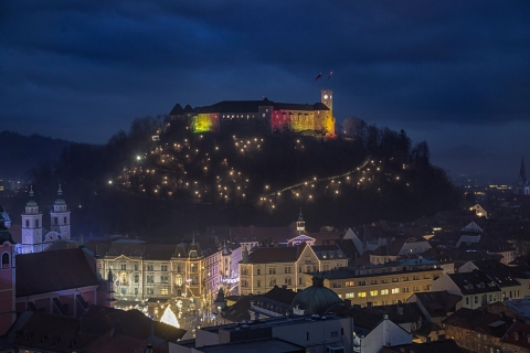 Toegang tot het kasteel van Ljubljana met optioneel kabelbaankaartjeLjubljana-kasteelticket & kabelretourticket