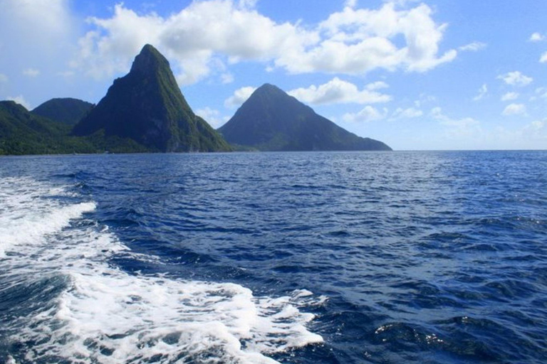 St. Lucia: Full-Day Private Fishing and Snorkeling Charter