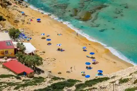 Fra Heraklion: Red Beach-tur med fottur, transport inkludert