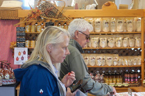 Quebec City - Agricultural Walking Tour on Ile d&#039;OrléansAgricultural Walking Tours - Unique Flavor of the Island