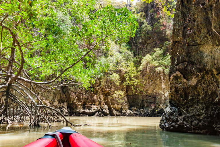 Phuket - James Bond-ön James Bond Island 7 punkter &amp; 6 öar med kanotpaddlingPhuket: James Bond Island Speedboat Tour med kanotpaddling