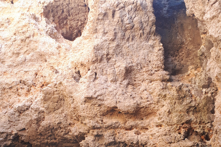 Lagos: Wycieczka łodzią do grot Ponta da Piedade/jaskinieWycieczka łodzią do grot w Lagos nie jest prywatna