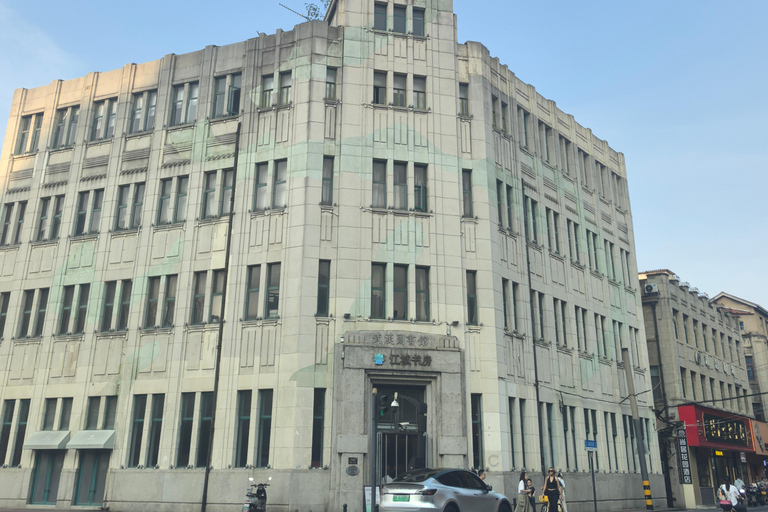 Wuhan: Hankou-Nachttour mit Craft-Bier-VerkostungWuhan: Nachttour durch Hankou mit Craft-Bier-Verkostung