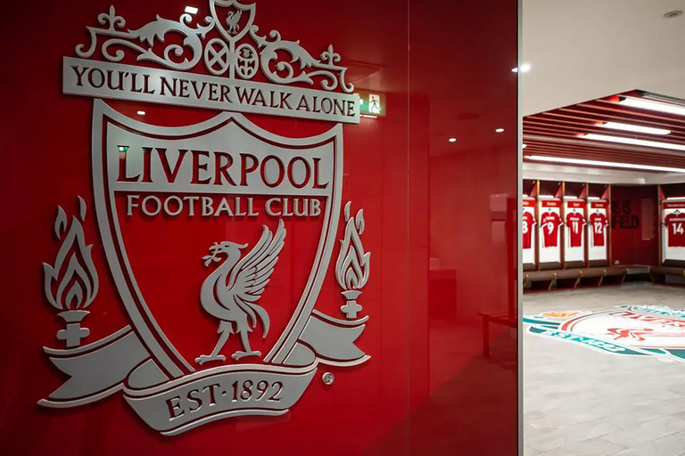 Guided tour of the Liverpool FC museum + exclusive e-book