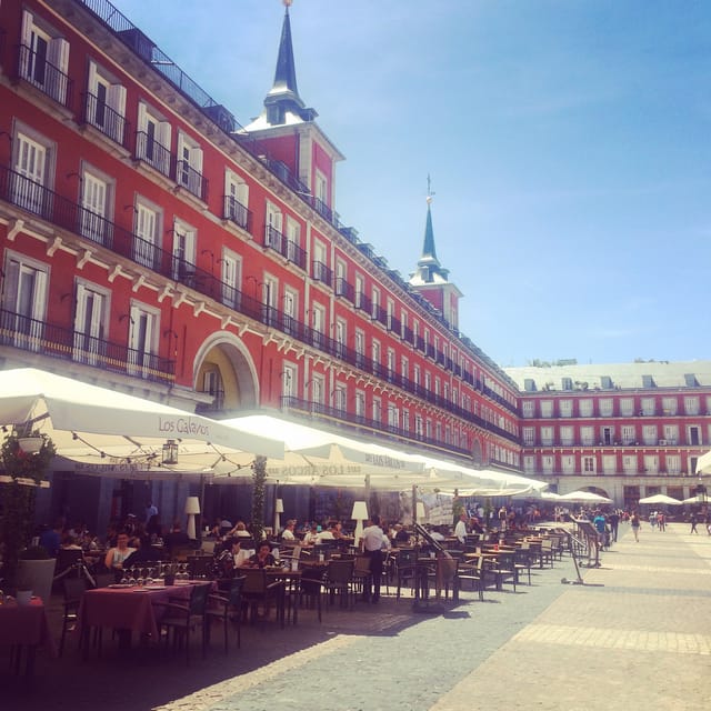 Madrid Discover The Most Photogenic Spots With A Local Getyourguide