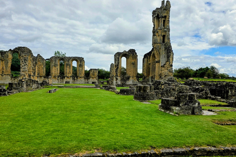 York: Private Tour of Easingwold, Crayke & Byland Abbey