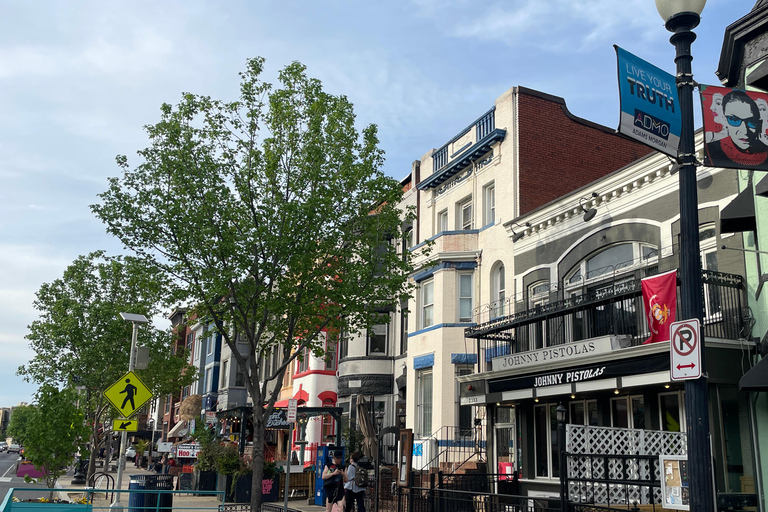 DC: tour gastronomico dei quartieri locali con DrinkEatWalk ToursDC: tour gastronomico nel quartiere con DrinkEatWalk Tours