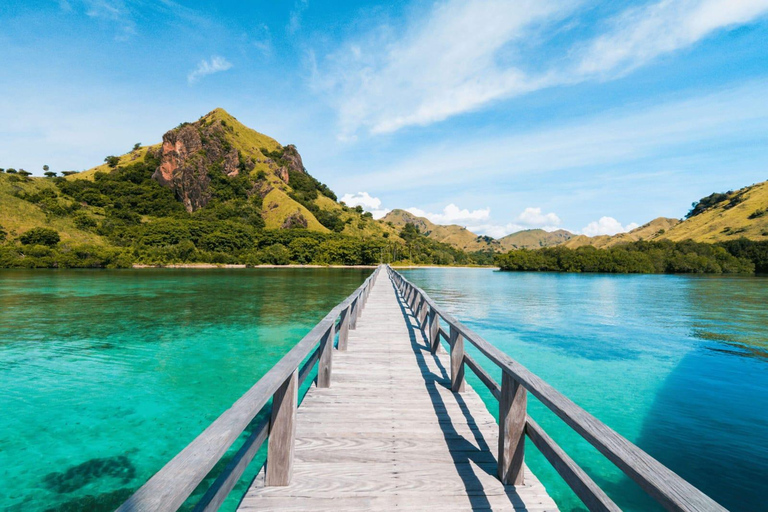 Labuan Bajo: Shared Half-Day Snorkeling & Sunset Trip