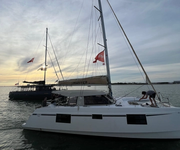 La Flotte en Ré - 2 hrs Evening Catamaran Cruise