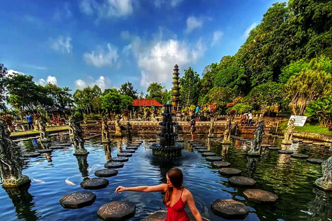Bali: Gate of Heaven & Ubud Instagram Tour with Guide Gate of Heaven & Ubud Instagram (All Fees Included)