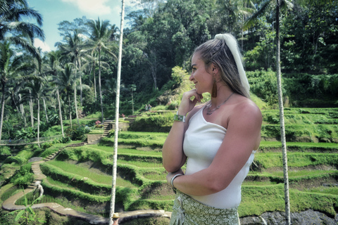 Bali: Passeio de um dia em Ubud com cachoeira, vila e clube de piscinaBali: excursão particular à cachoeira de Ubud, vila e clube de piscina