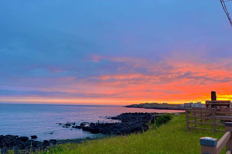 جيجو: يوغا شاطئ الشروق والغروب مع يومي يوغا