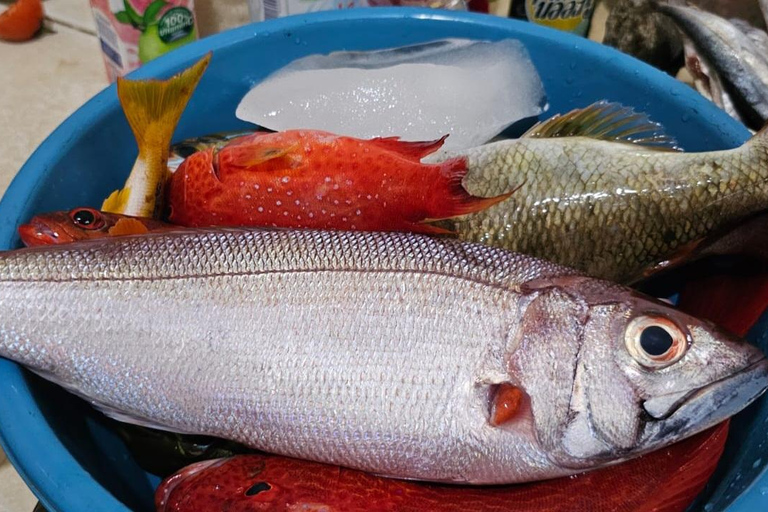 Bali : Charter de Pesca Barco PrivadoBali : Charter de Pesca en Barco Privado en el Punto de Encuentro &amp; Comida.