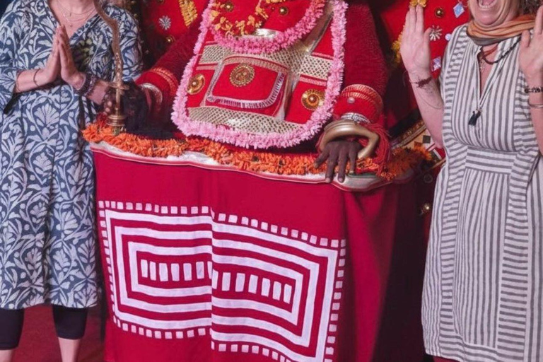 Kochi : Theyyam and Kalaripayattu Show Entry Ticket