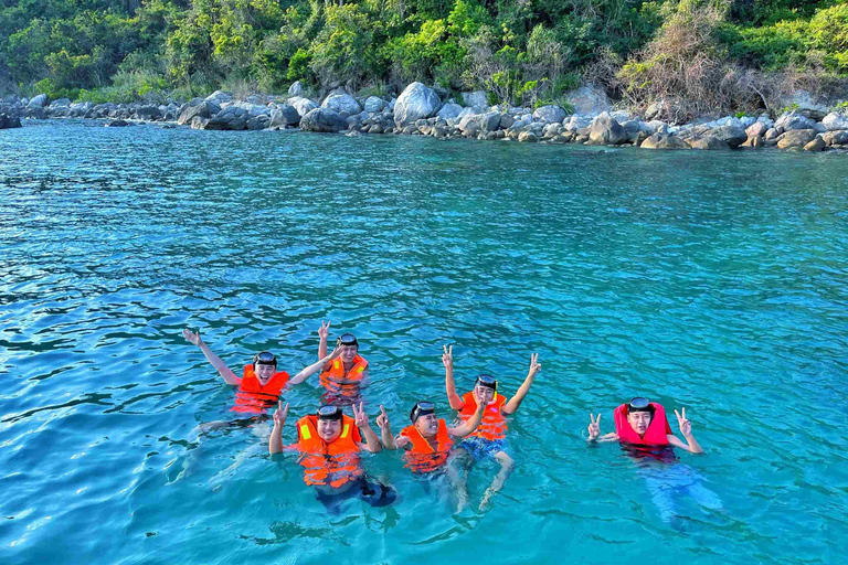 Da Nang/Hoi An: Private Cham Island Tour with Lunch Hoi An PRIVATE Transfers: Cham Island Snorkeling with Lunch