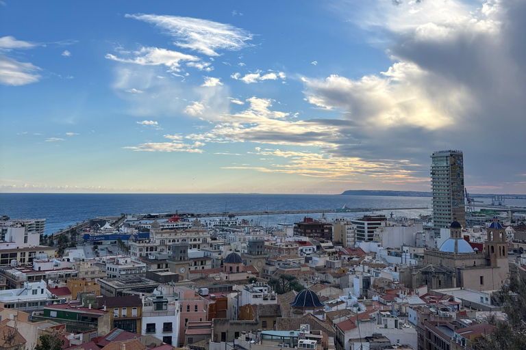 Alicante: Bike and Walking Tour with Guide