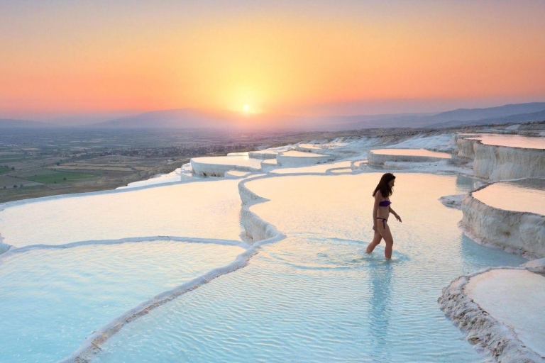 From Alanya: Shop-Free Pamukkale and Salda Lake Day-Trip Tour without Entrance Fee to Pamukkale