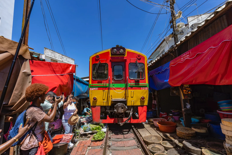 Damnoen Saduak&Maeklong Private Tour｜Hotel Pickup｜BoatOption Damnoen Saduak Private Tour with Row Boat｜No Pickup