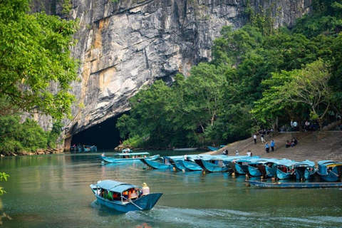 VISITE DES GROTTES DE PHONG NHA EN GROUPE AU DEPART DE HUE