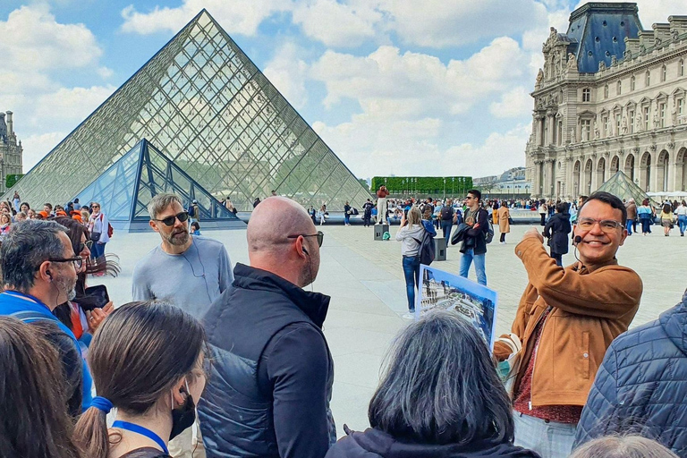 Paris: Louvre Mona Lisa Discovery Guided Tour with Ticket