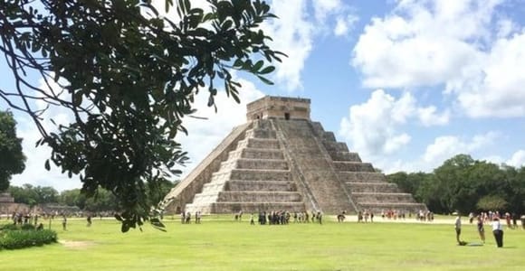 Cancun : Best Street Food Tour With A Local Guide
