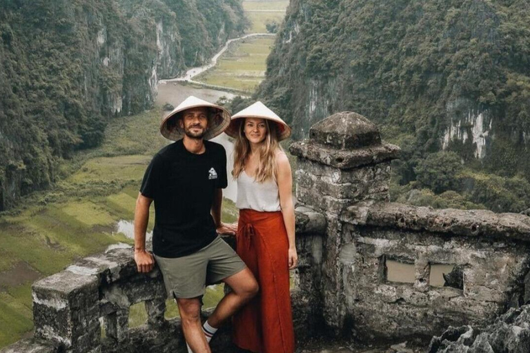 Ninh Binh, Trang An, Bai Dinh Pagoda, and Mua Cave