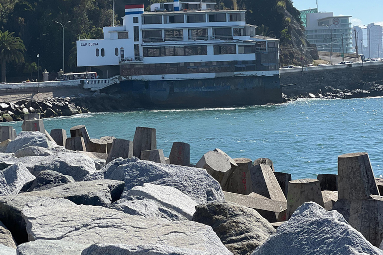 From Santiago: Guided Tour of Valparaíso and Viña del Mar – History and Culture From Santiago: Valparaíso and Viña del Mar Guided Tour, History and Culture